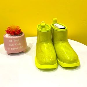 Kid’s classic clear mini ll size 2 Unisex